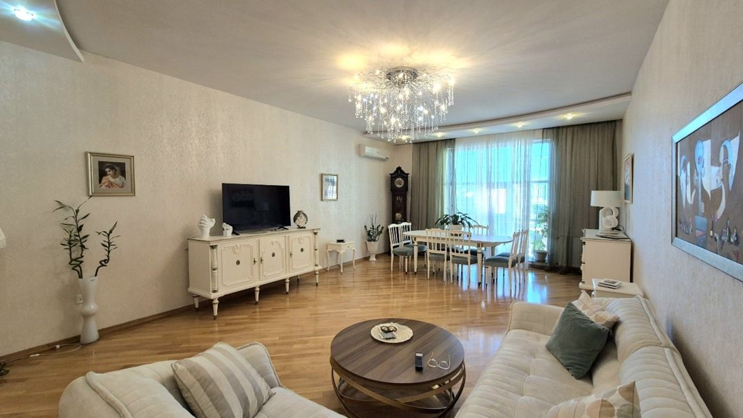 Satılır 4 otaqlı yeni tikili 171 m² — Mənzil, Bakı (2)