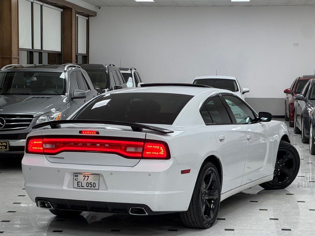 Dodge Charger, 3.6 L, 2014 il, 237 000 km — Avtomobillər, Bakı (8)