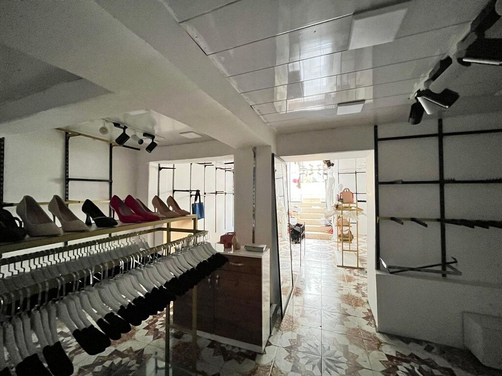 Memar əcəmi əsas yolda əcəmi mall yaxınlığı 75 kv/m obyekt — Əmlak, Bakı (6)