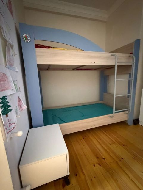Ikimertebe kravat matras yoxdur Olcu 100/ 200 satilir 180azn azn — Bakı