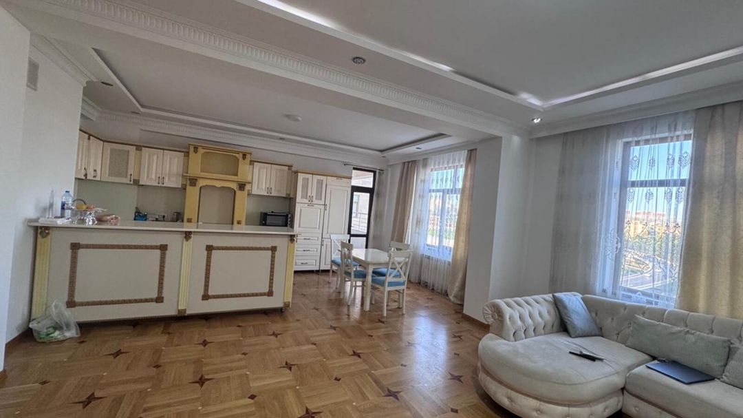 İcarəyə verilir 3 otaqlı yeni tikili 160 m² — Mənzil, Bakı (2)