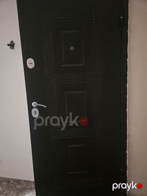 Dəmir giriş qapısı - Material: möhkəm metal konstruksiya - Rəng: qara