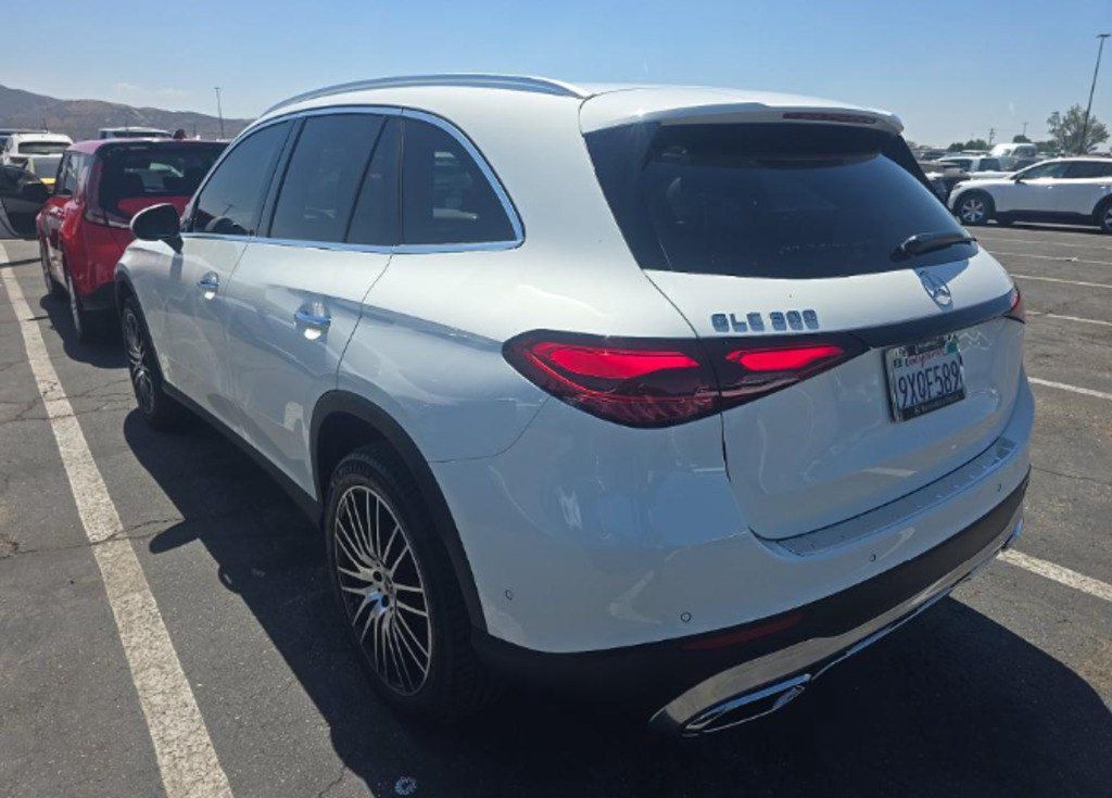 Mercedes GLC 300, 2.0 L, 2025 il, 6 468 km — Avtomobillər (6)