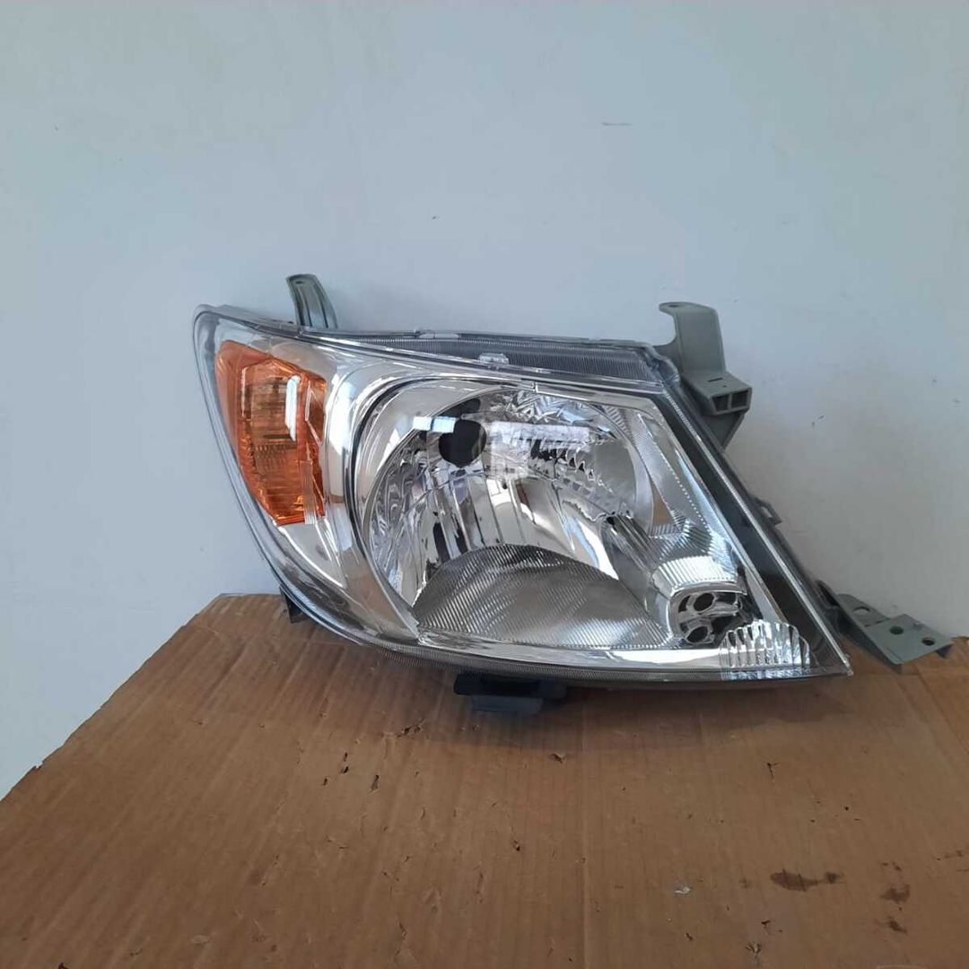 "Toyota Hilux 2004-2022" faraları — Ehtiyat hissələri və aksesuarlar, Bakı (2)