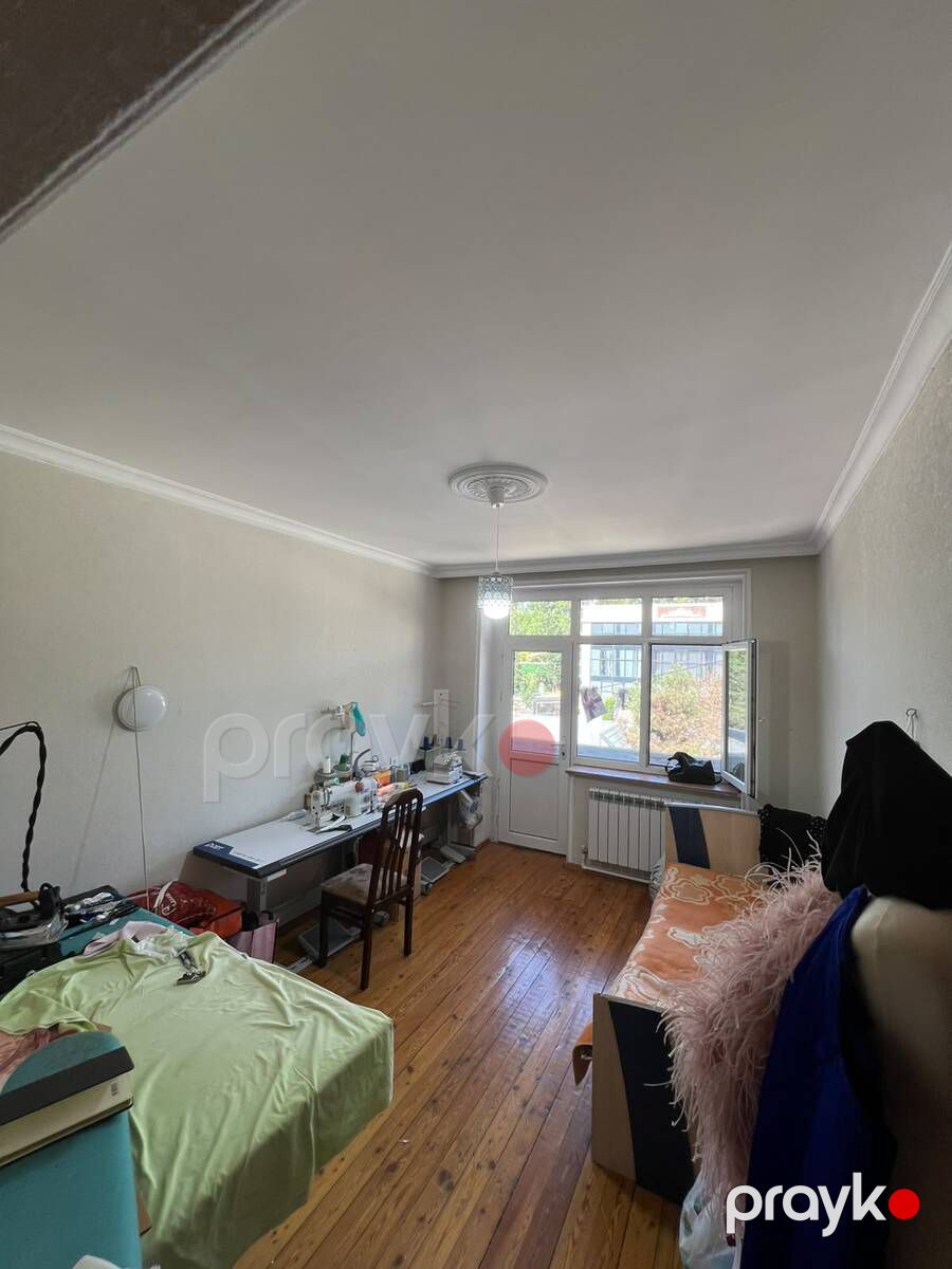 Satılır 4 otaqlı köhnə tikili 100 m² — Mənzil, Bakı (7)