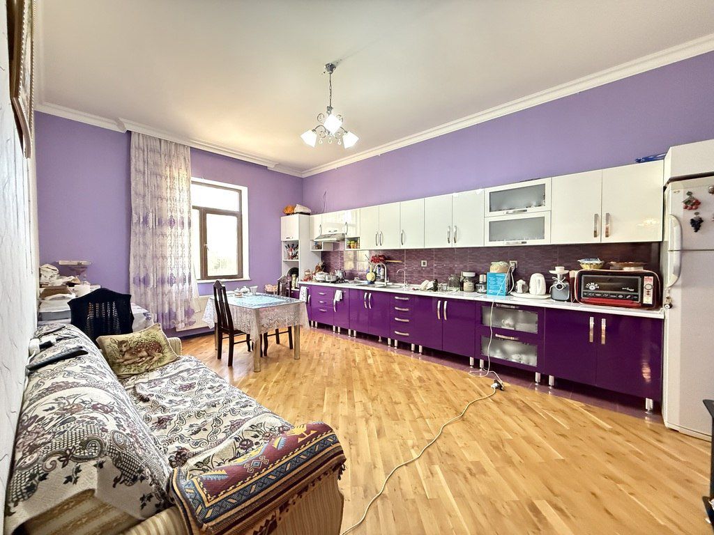 Satılır 10 otaqlı həyət evi/bağ evi 500 m² — Ev, villa, Bakı (12)