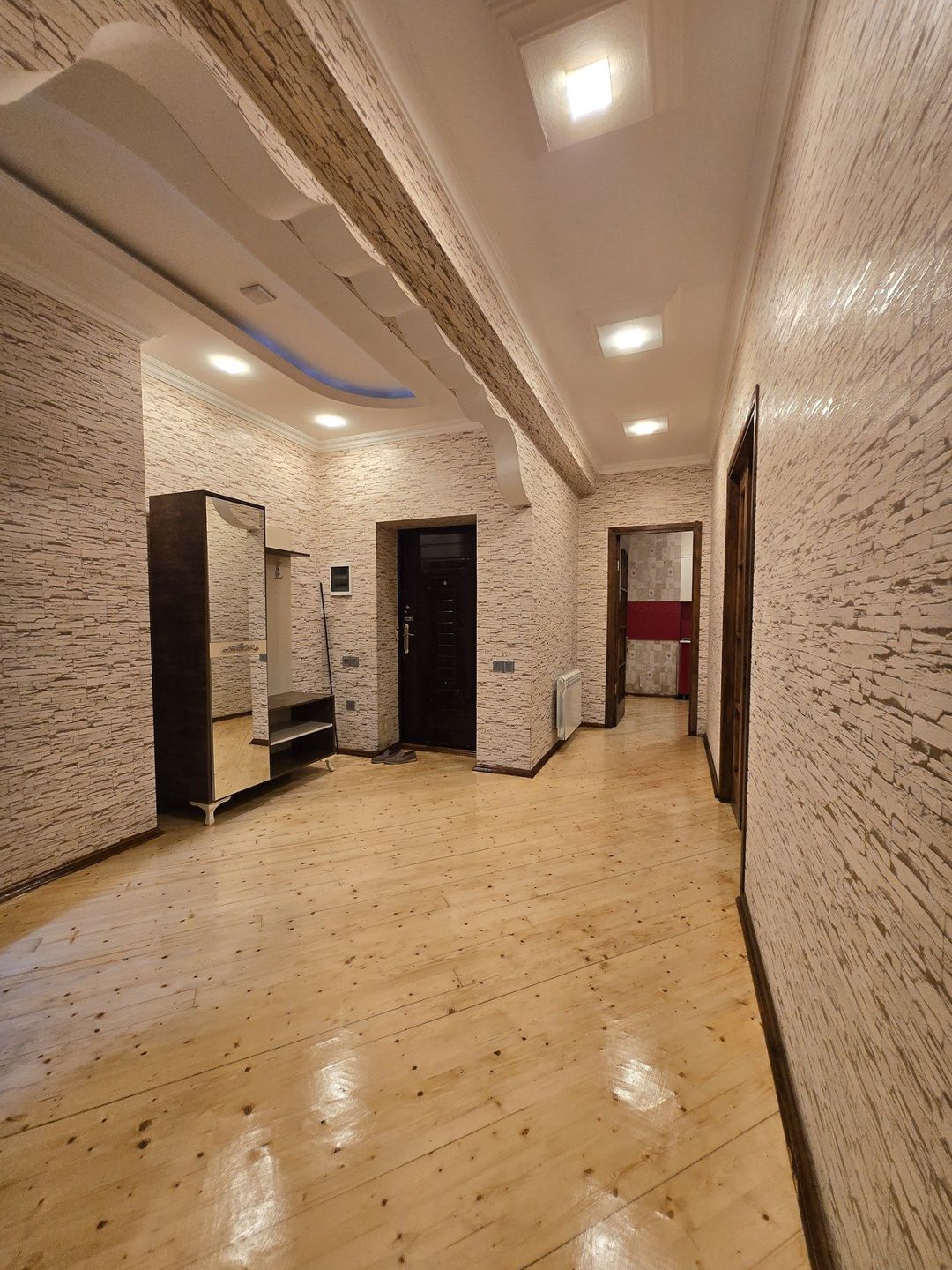 Satılır 3 otaqlı yeni tikili 128 m² — Mənzil, Bakı