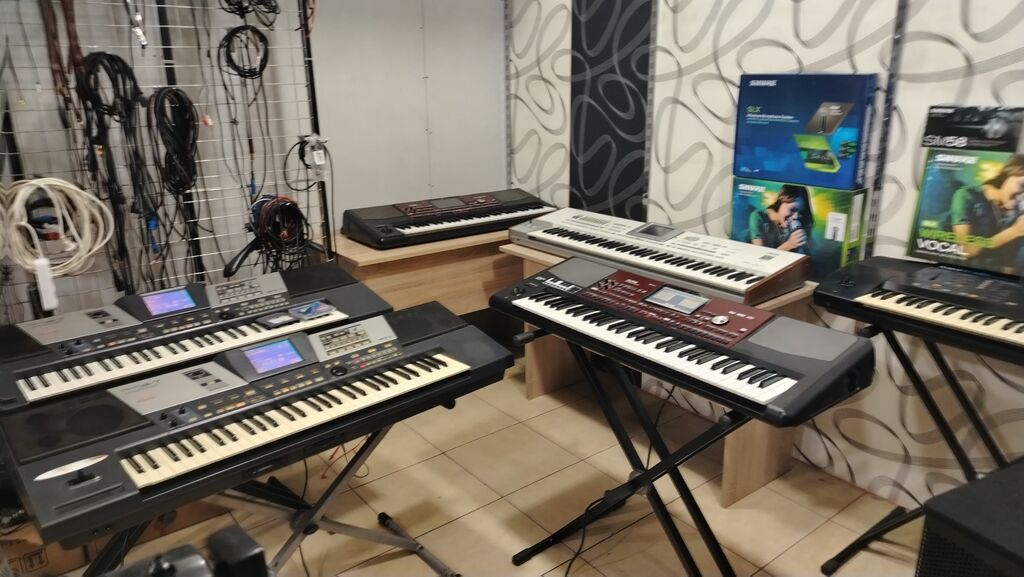 Korg Pa-700 QT Oriental versiya satilir. U-pakovka aletdir. 1 il — Musiqiə alətləri, Bərdə (3)