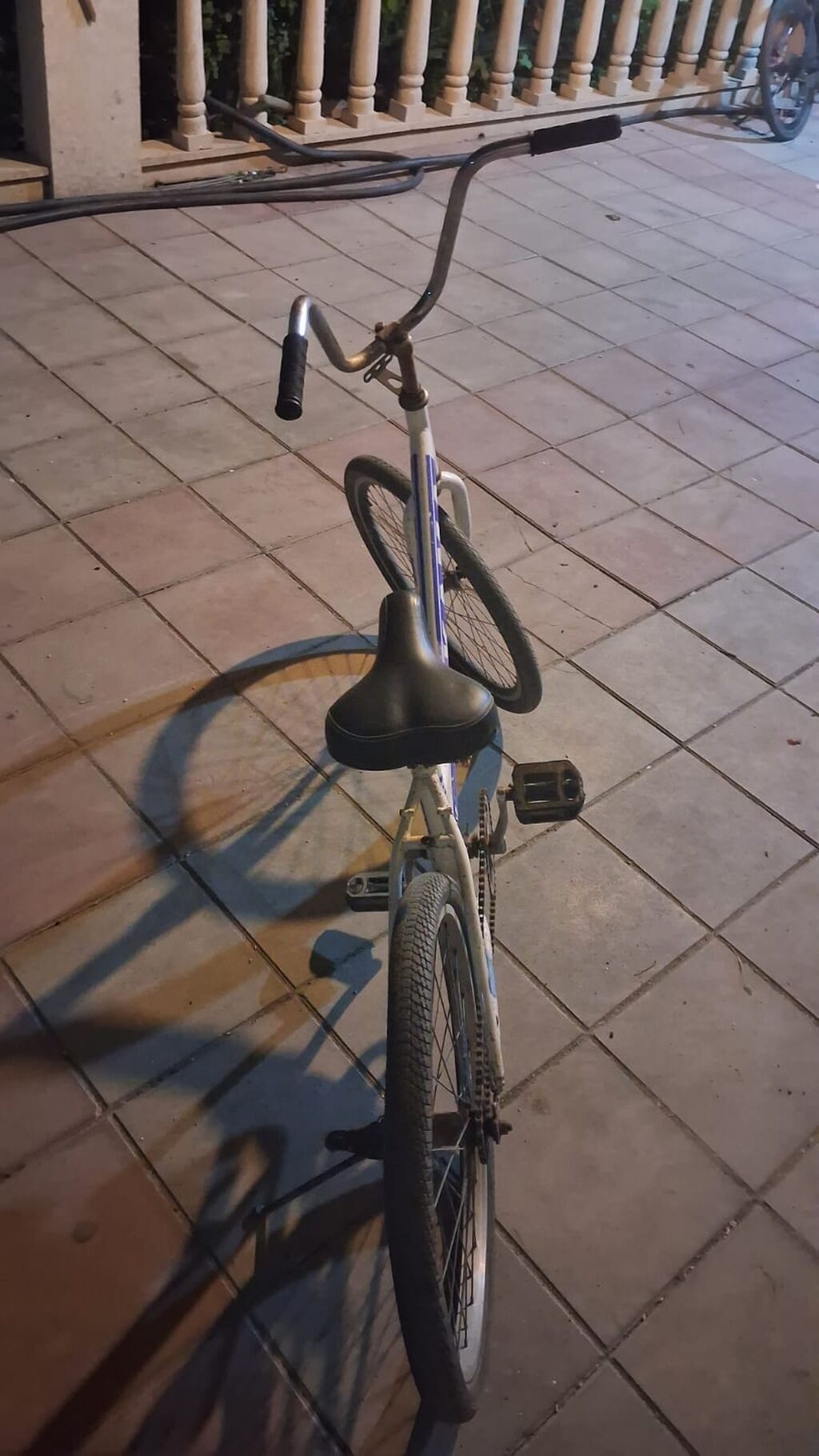 İşlənmiş Şəhər velosipedi 24", sürətlərin sayı: 1, Ünvandan götürmə — Yol velosipedləri, Bakı (2)