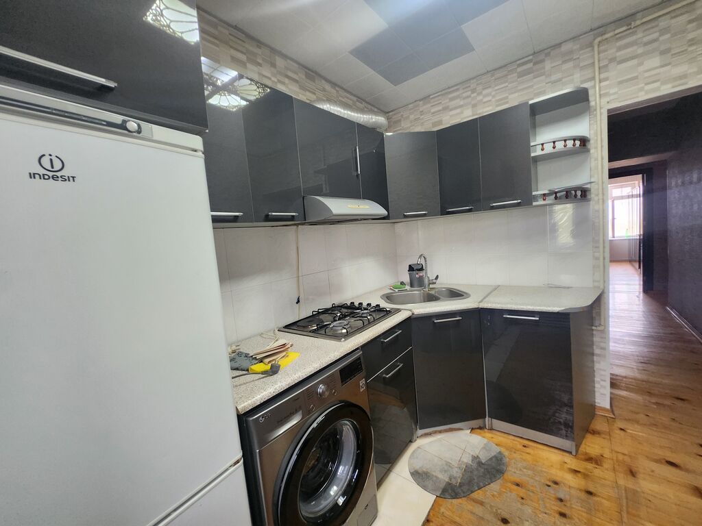 Salyan, 3 otaqlı, Köhnə tikili, 85 kv. m — Mənzil, Salyan (6)