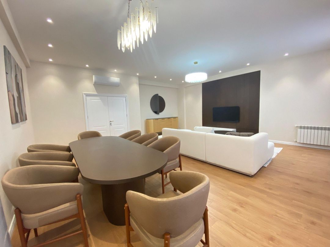 İcarəyə verilir 3 otaqlı yeni tikili 180 m² — Mənzil, Bakı (5)