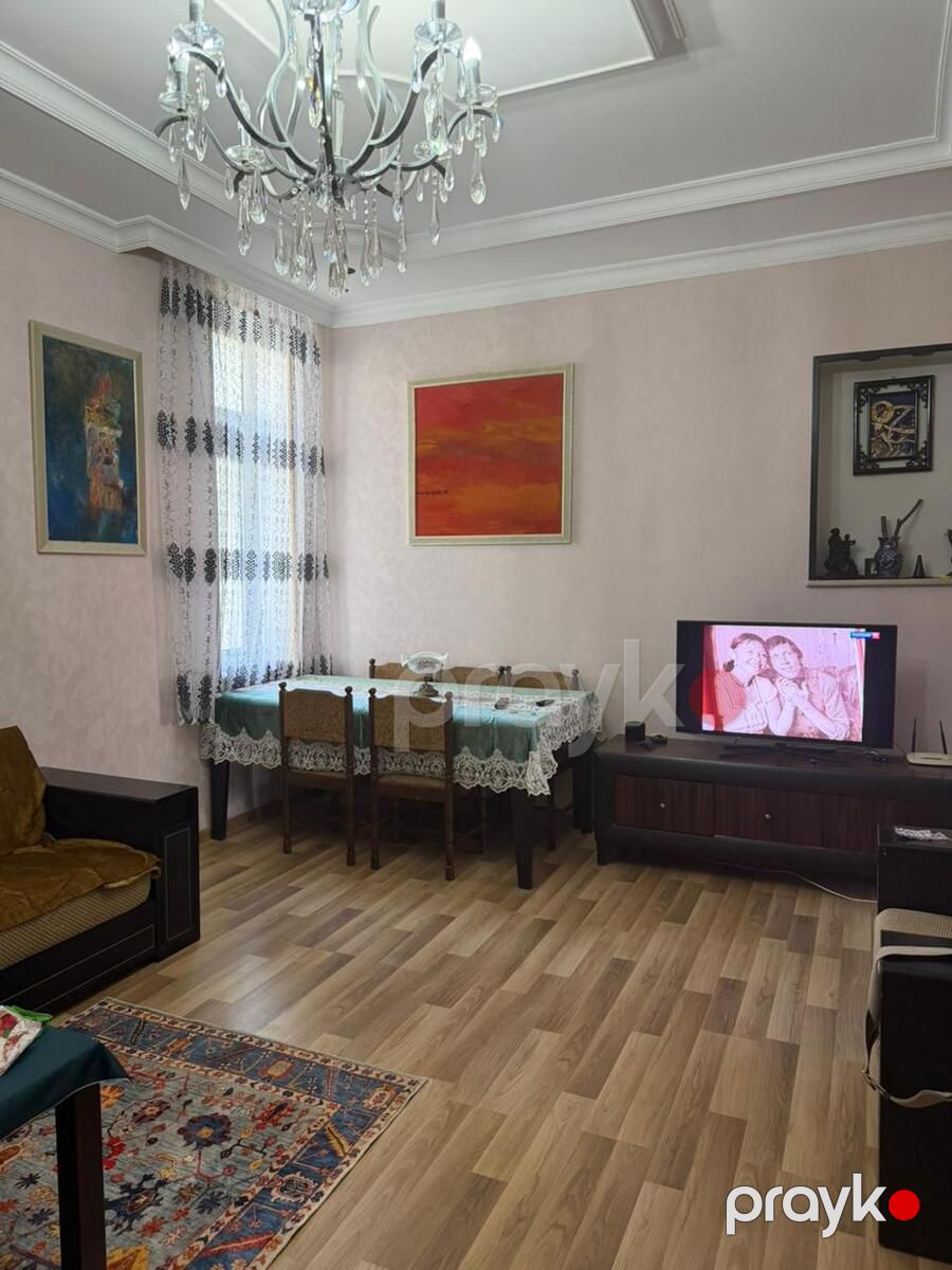 Satılır 3 otaqlı köhnə tikili 75 m² — Mənzil, Bakı (2)