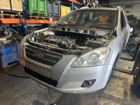"Kia Ceed, Hyundai i30, Kia Rio" ehtiyat hissələri — Bakı