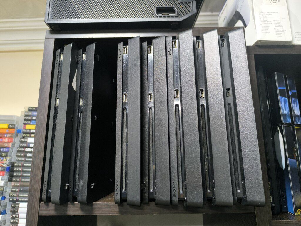 Sony PlayStation 4 Slim 1TB — Elektronika, Bakı (3)