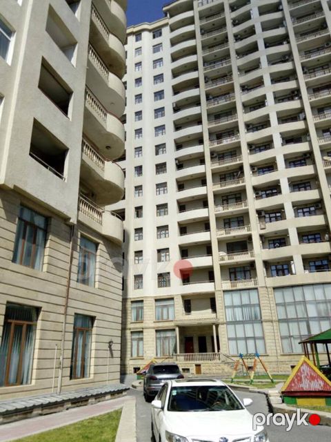 İcarəyə verilir 3 otaqlı yeni tikili 145 m²