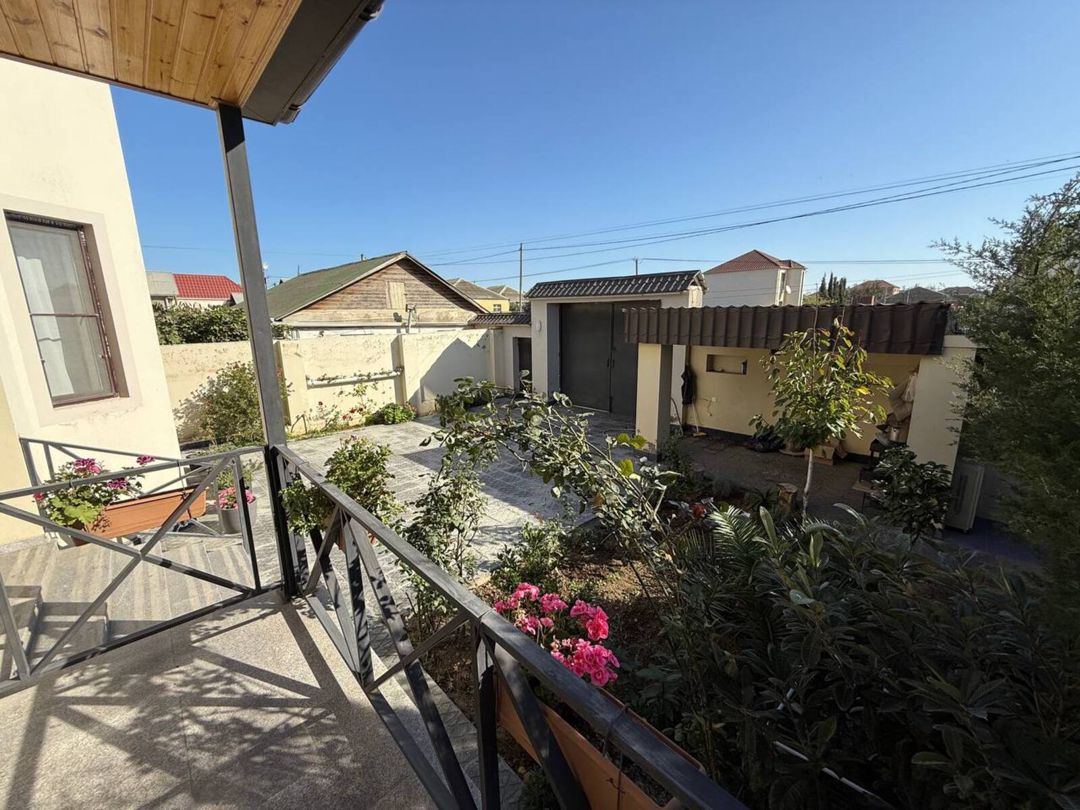 Satılır 4 otaqlı həyət evi/bağ evi 150 m² — Ev, villa, Bakı (2)