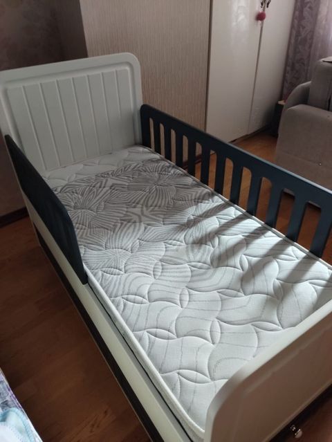 Uşaq/Yeniyetmə çarpayısı – məkan qənaətli model - Ölçü: təxmini — Bakı
