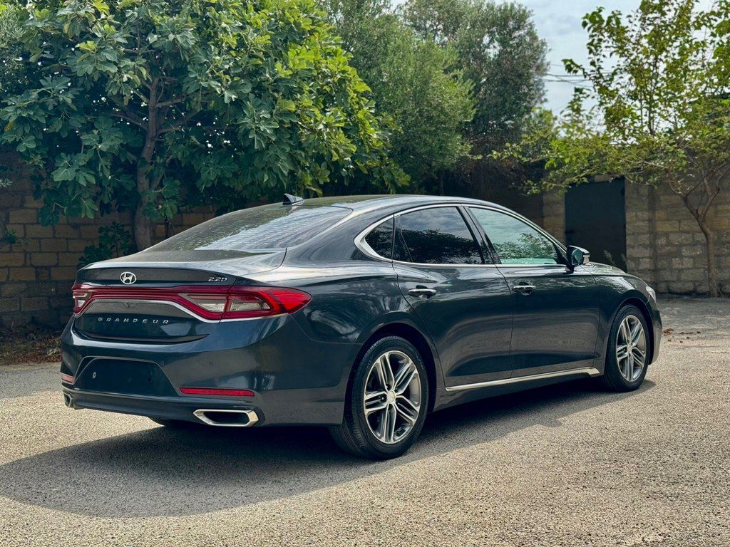 Hyundai Grandeur, 2.2 L, 2018 il, 135 000 km — Avtomobillər, Bakı (6)