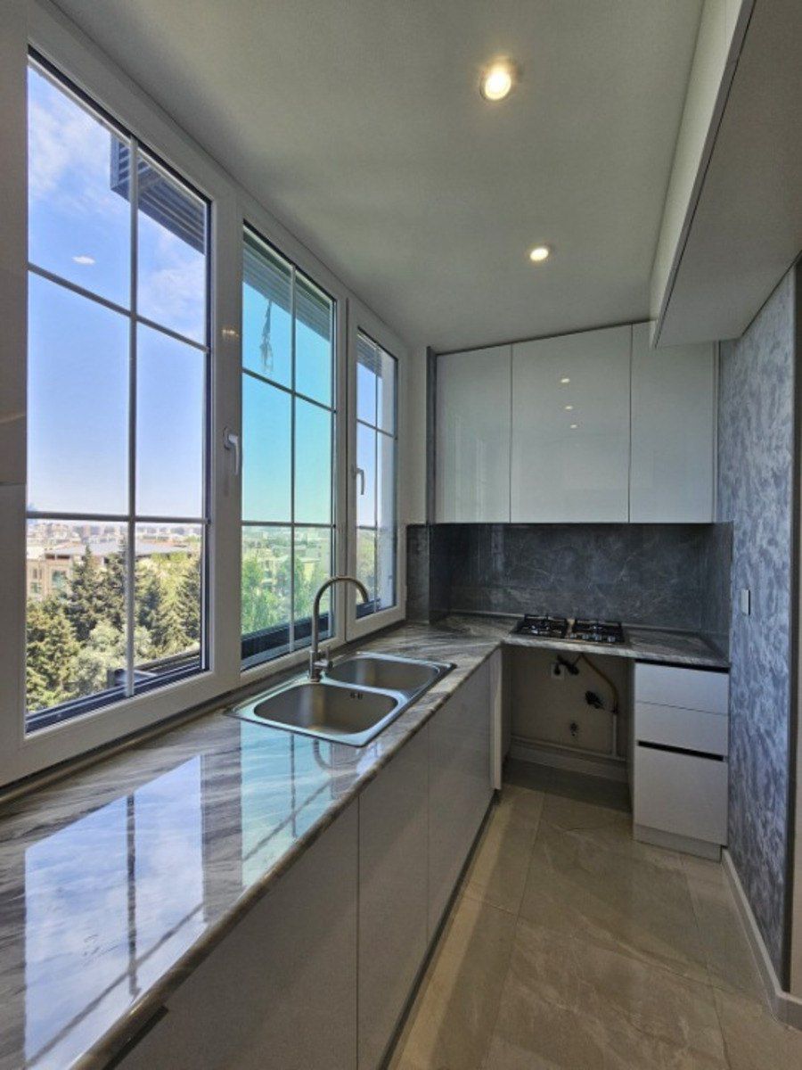 Satılır 3 otaqlı köhnə tikili 70 m² — Mənzil, Bakı (8)