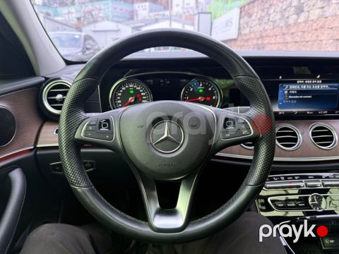 Mercedes W213 W213 sükanı