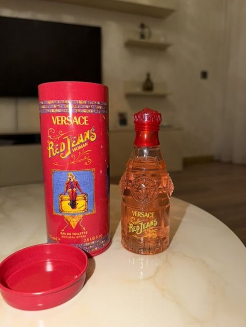 Versace Red Jeans Woman – Eau de Toilette Brend: Versace Model — Bakı