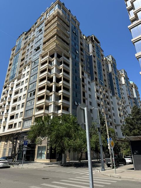 Satılır 3 otaqlı yeni tikili 138.4 m² — Bakı