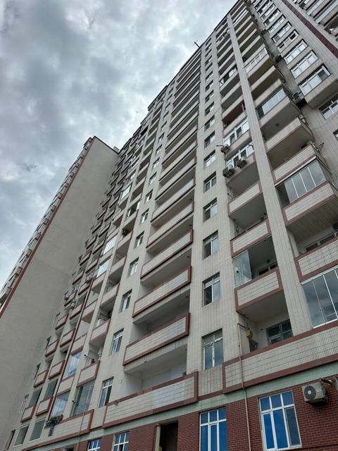 Satılır 2 otaqlı yeni tikili 72 m²