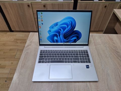 HP Elitebook 860 G10 16 Ekran i5 13 — Bakı