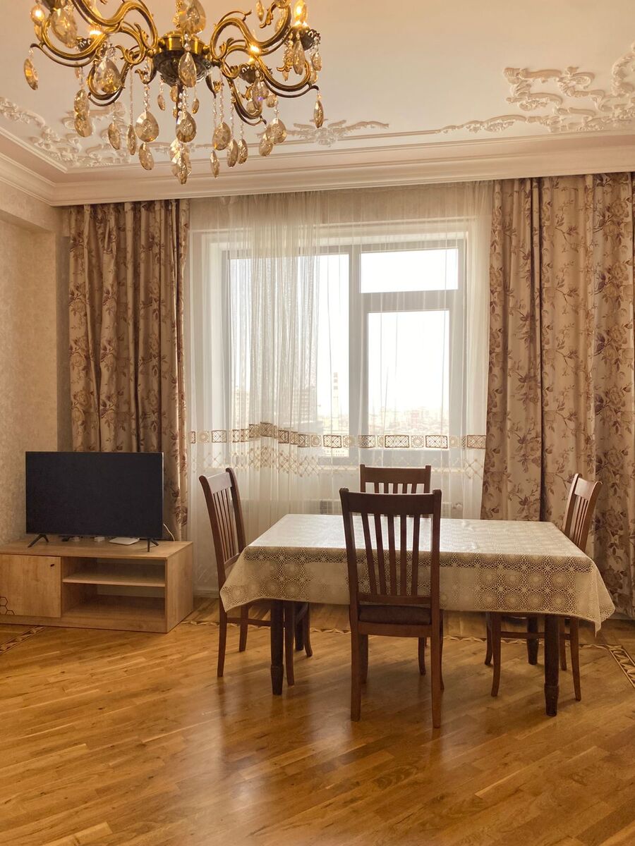 İcarəyə verilir 2 otaqlı yeni tikili 72 m² — Mənzil, Bakı (7)