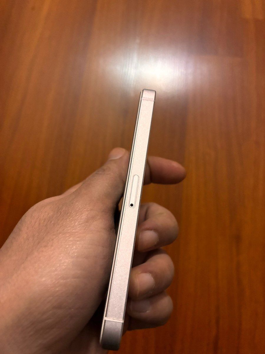 Apple iPhone SE Silver 64GB — Smartfonlar, Bakı (2)