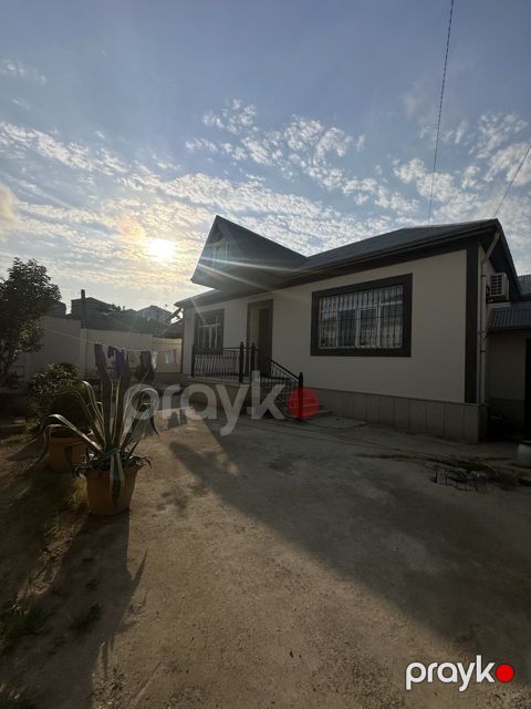 Satılır 4 otaqlı həyət evi/bağ evi 145 m²