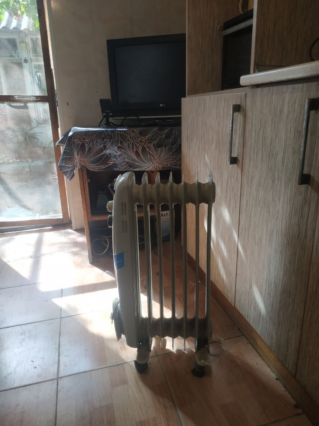 Yağlı radiator tipli elektrik qızdırıcı - 5 seksiyalı kompakt dizayn — Isıtıcılar və isı ventilatorları, Bakı
