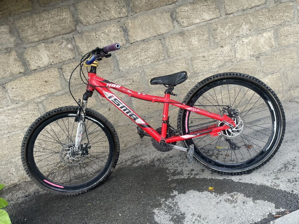 Dağ velosipedi – 26" təkərli, alüminium tipli çərçivə dizaynı. Qırmızı — Dağ velosipedləri, Qusar (5)
