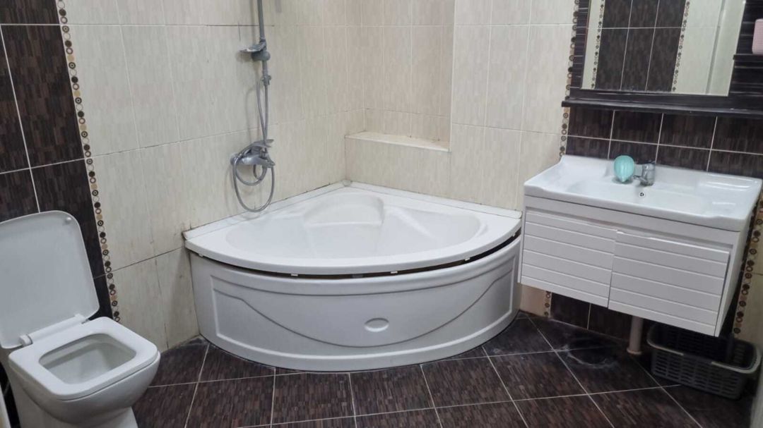İcarəyə verilir 3 otaqlı yeni tikili 160 m² — Mənzil, Bakı (11)