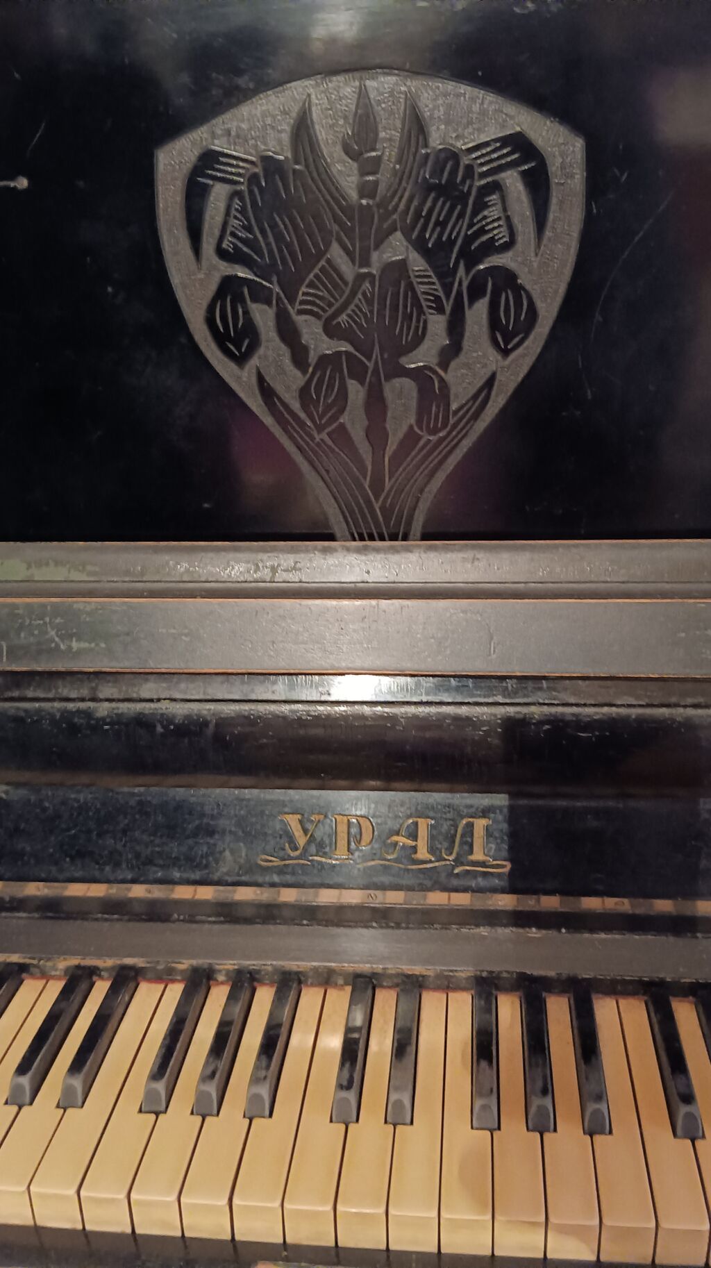 Piano, Akustik, İşlənmiş, Ünvandan götürmə — Pianino və digər klaviş alətləri, Saray (2)