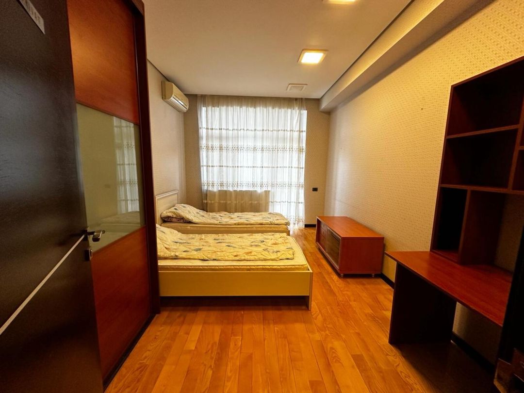 İcarəyə verilir 4 otaqlı yeni tikili 191 m² — Mənzil, Bakı (8)