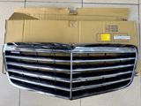 "Mercedes W211" radiator barmaqlığı — Tural — Запчасти и аксессуары