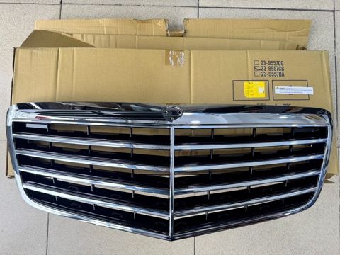 "Mercedes W211" radiator barmaqlığı — Bakı