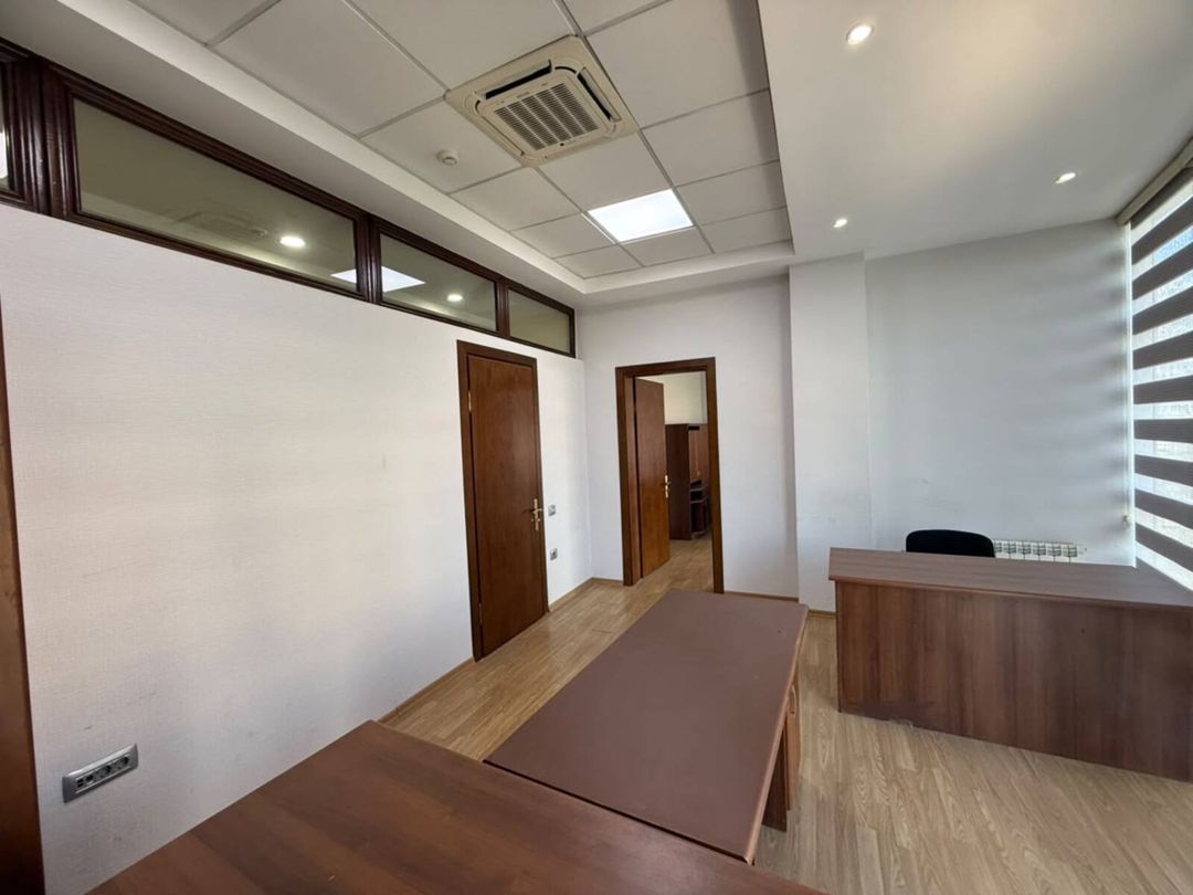 İcarəyə verilir 10 otaqlı ofis 350 m² — Ofis, Bakı (7)