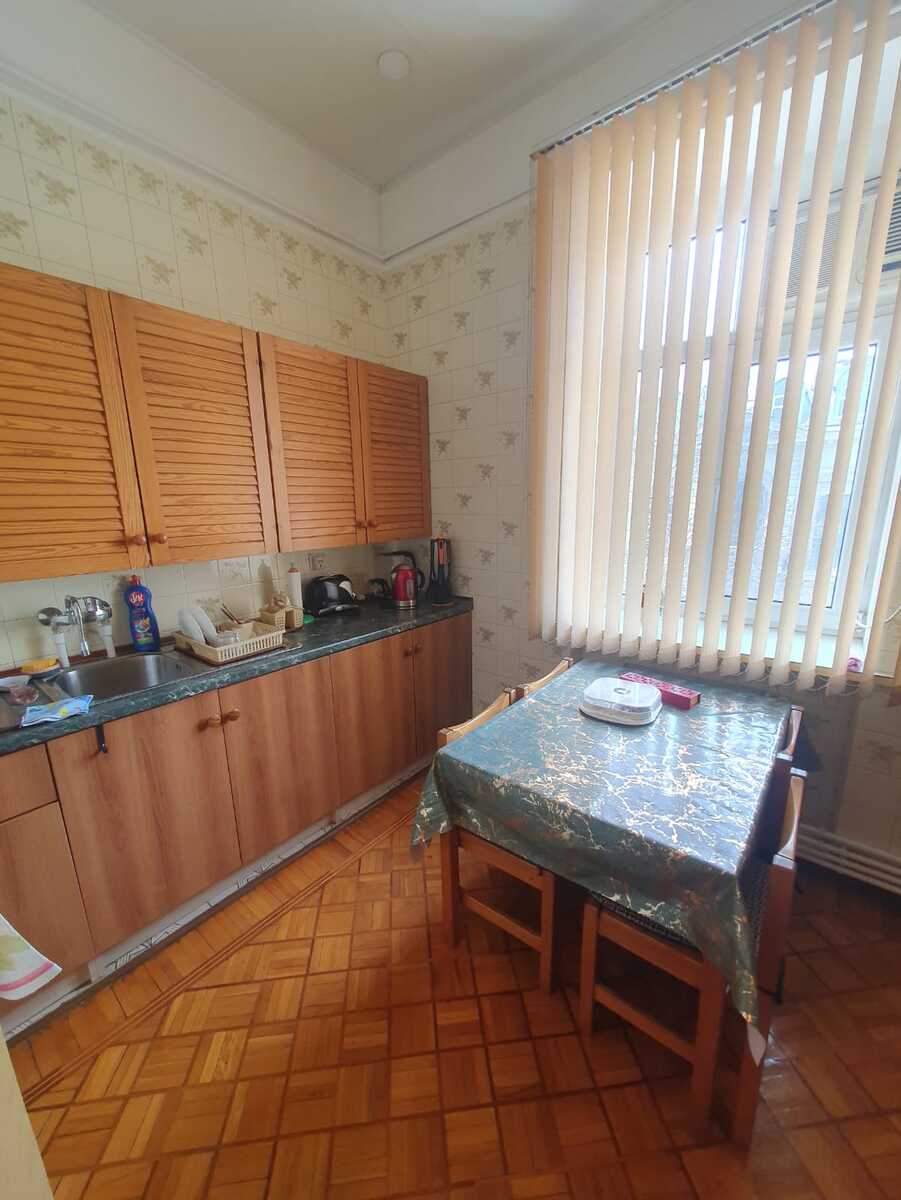 İcarəyə verilir 2 otaqlı köhnə tikili 77 m² — Mənzil, Bakı (4)
