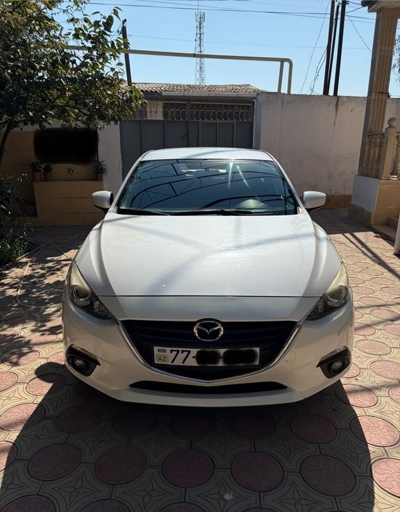 Mazda 3, 2015 il, 200000 km