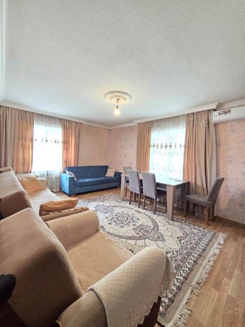 Satılır 2 otaqlı köhnə tikili 55 m² — Bakı
