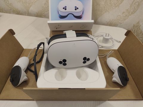 Meta Quest 3S VR dəst – 256 GB. Cəmi 2-3 dəfə işlədilib. Amerikadan — Bakı