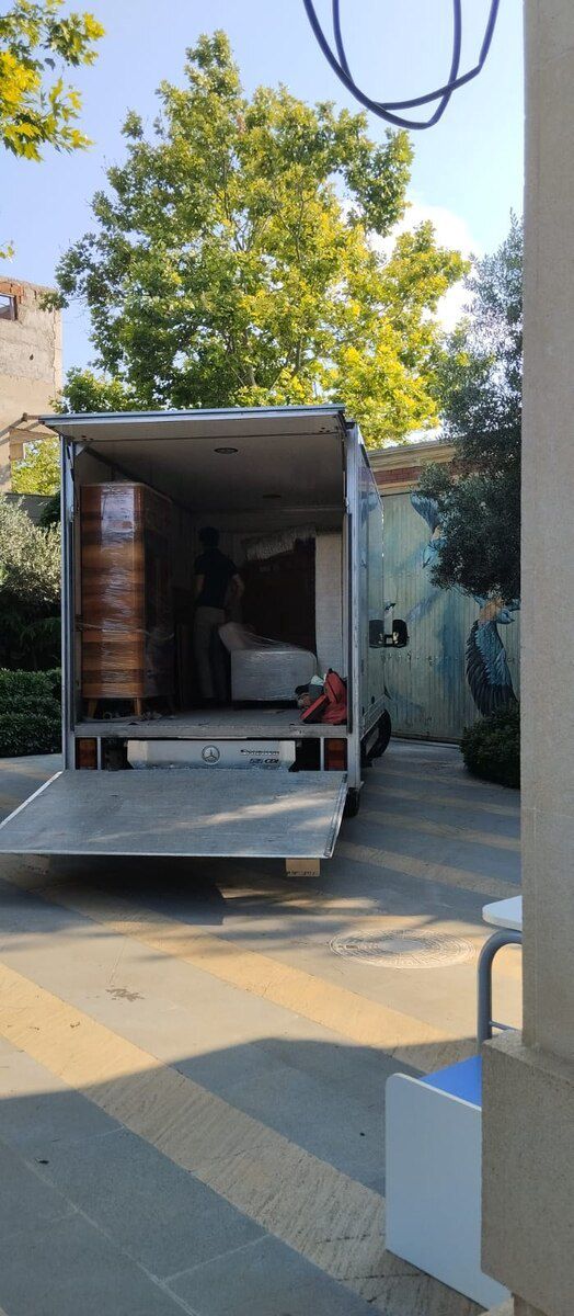 Yükdaşıma xidməti — Logistika, Bakı (2)