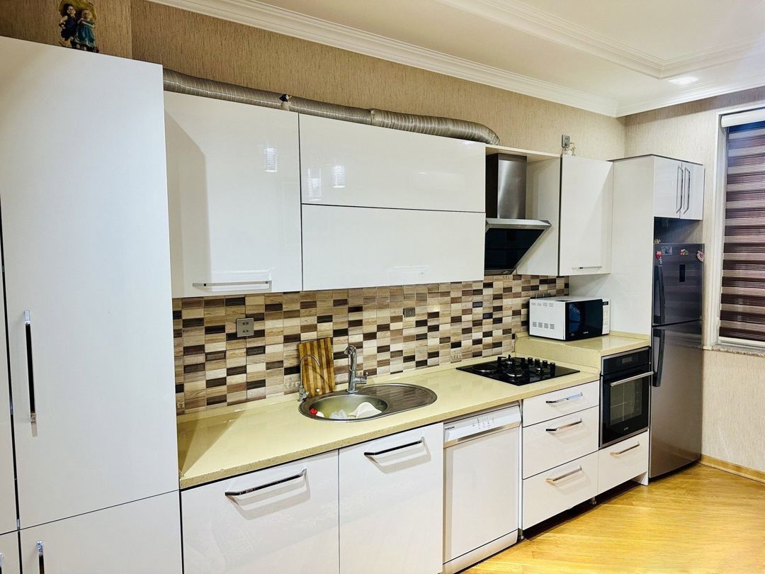 İcarəyə verilir 3 otaqlı yeni tikili 115 m² — Mənzil, Bakı (5)