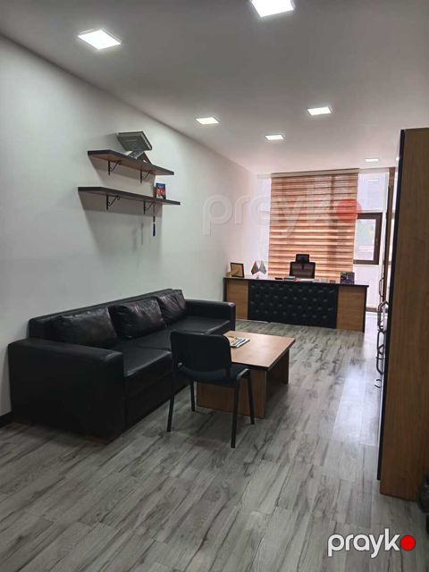 İcarəyə verilir 2 otaqlı ofis 64 m² — Bakı