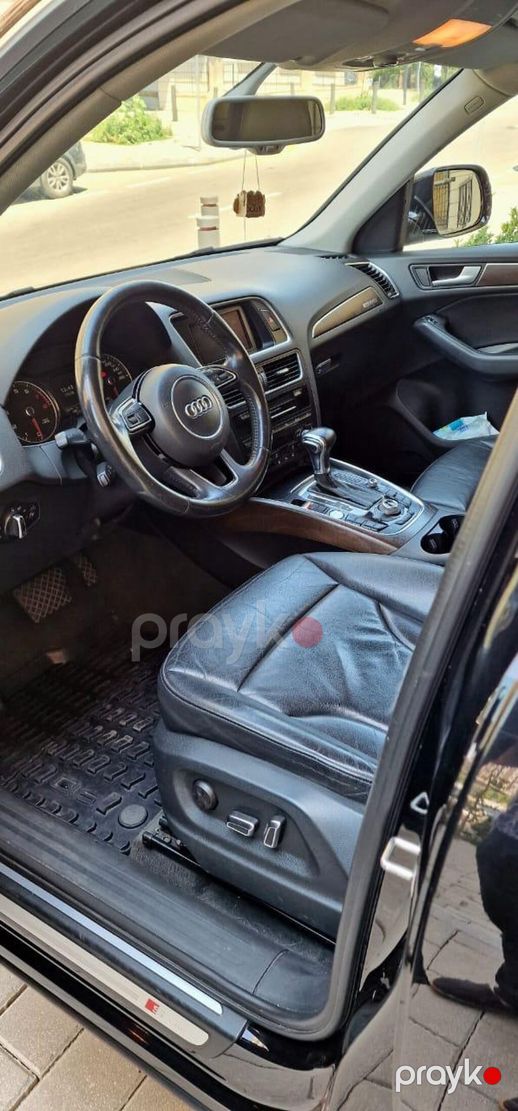 Audi Q5 Tfsı quattro – qara rəng, geniş və komfortlu premium — Avtomobillər, Bakı (2)
