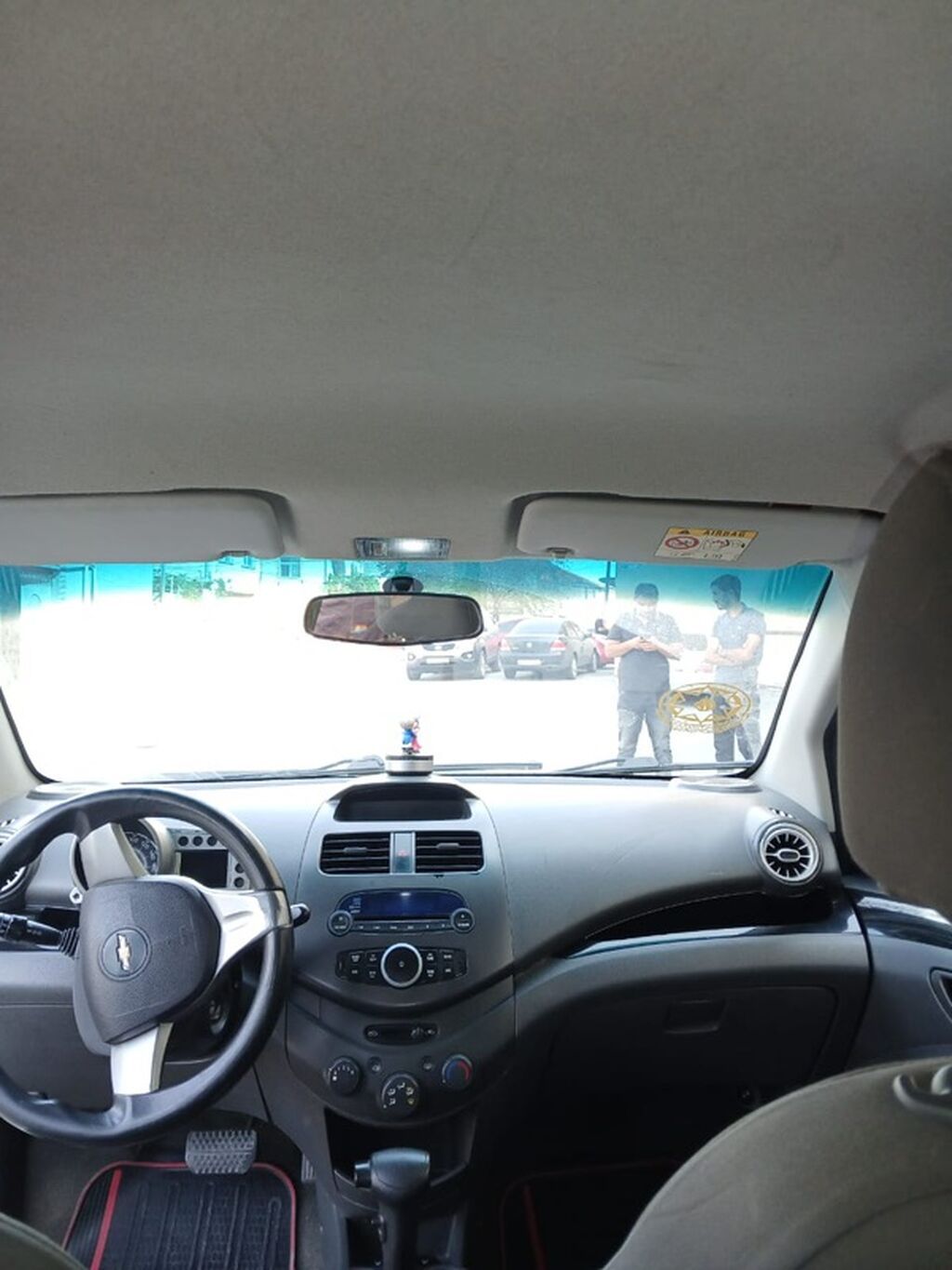 Chevrolet Spark, ağ rəng, 5 qapılı hetçbek İli 20141 mator ideL — Avtomobillər, Xırdalan (8)