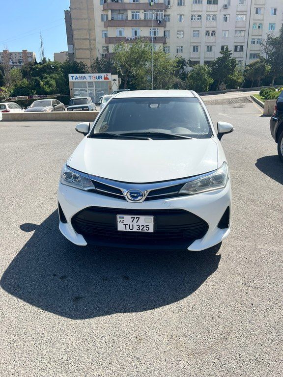 Toyota Corolla Fielder, 1.5 L, 0.87 kWh, 2018 il, 300 000 km — Avtomobillər, Bakı