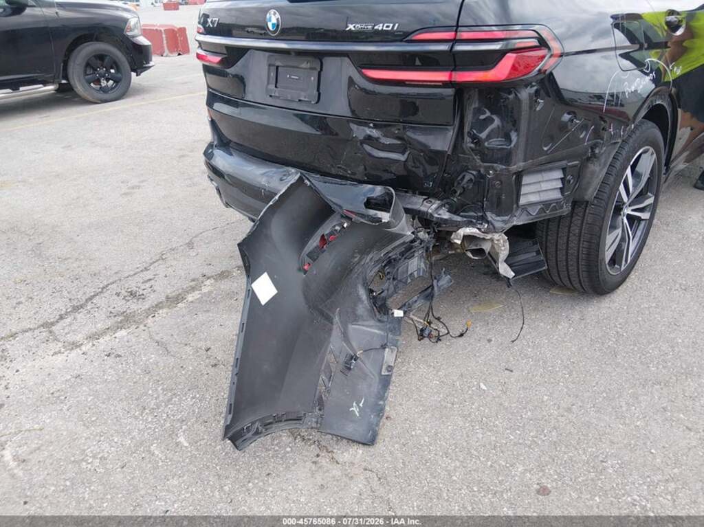BMW X7, 3.0 L, 2025 il, 26 986 km — Avtomobillər (9)